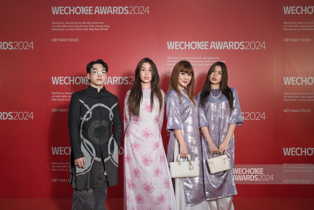 Bất ngờ tại WeChoice Awards 2024: Đội tuyển bóng đá Quốc gia Việt Nam là đại sứ truyền cảm hứng thứ 6!- Ảnh 44.