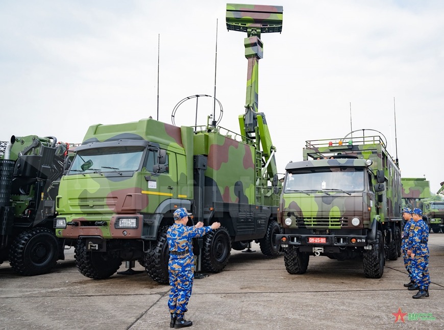 Báo Ba Lan: Tên lửa Việt Nam gây kinh ngạc trước cả trăm ngàn người, hé lộ năng lực "nhiều nước không có"- Ảnh 1.