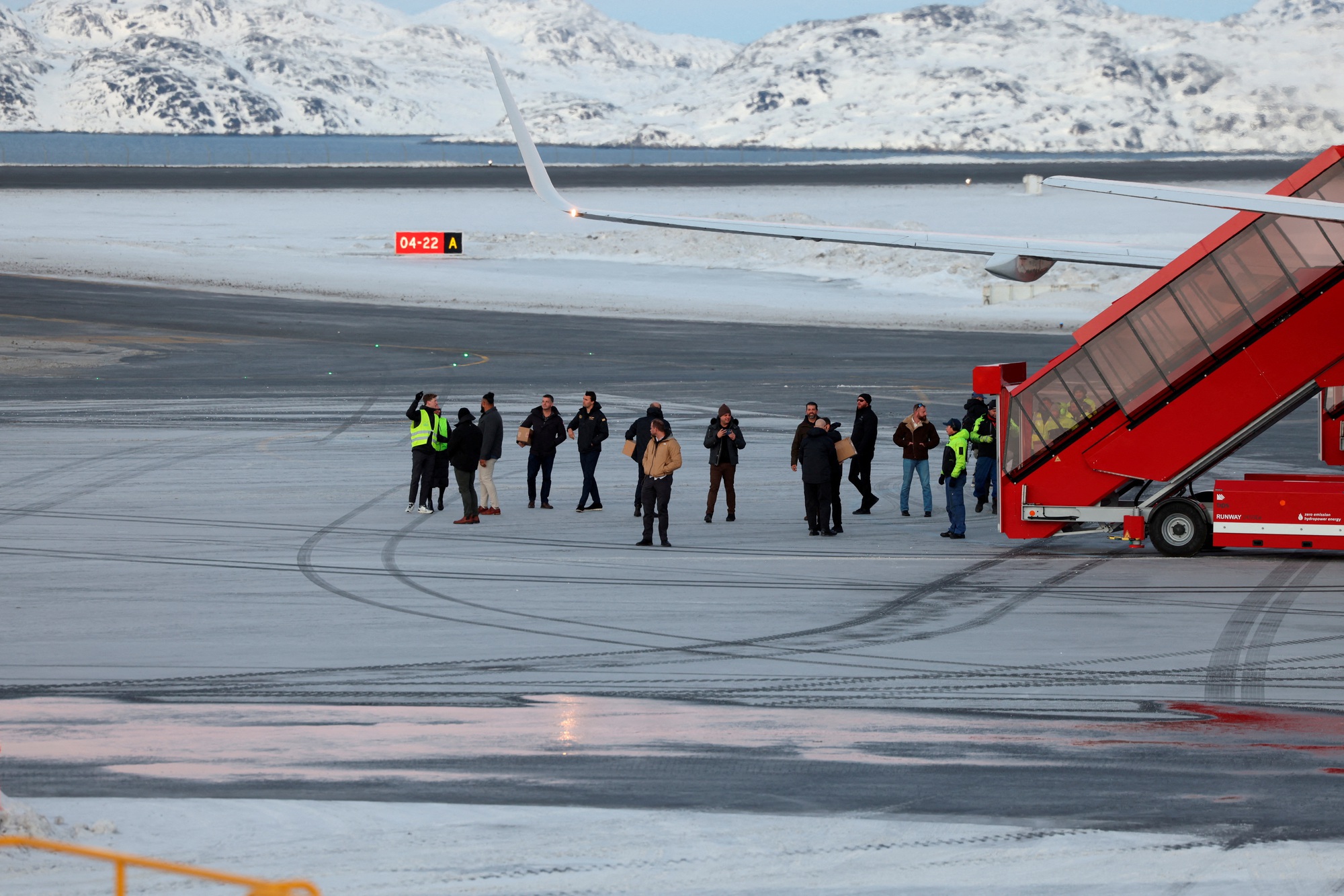 Cựu chỉ huy NATO tán dương "Greenland là thỏa thuận tốt hơn Alaska", Nga thở phào nhờ một lý do- Ảnh 1.