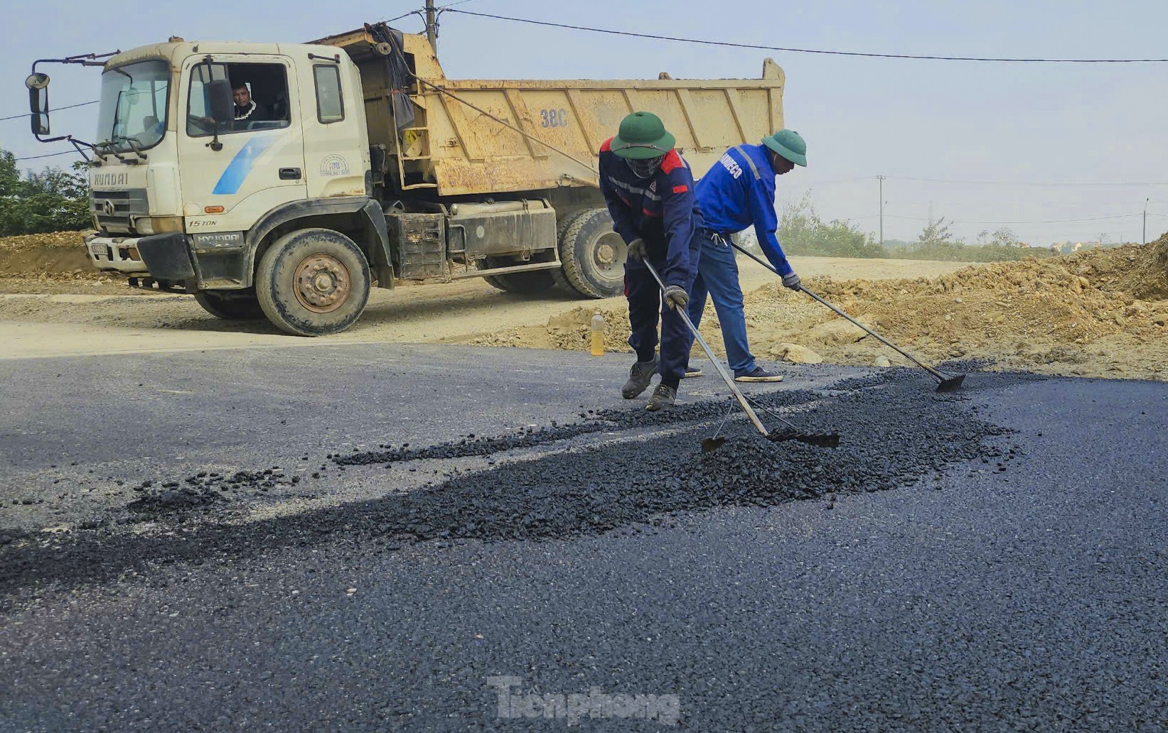 Cận cảnh tuyến đường 9 km đầu tư hơn 450 tỷ đồng ở Hà Tĩnh- Ảnh 7.