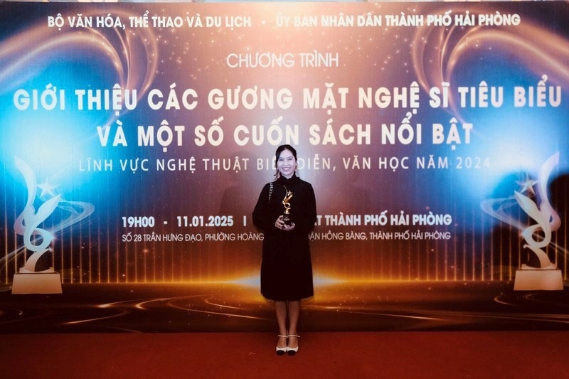 Có kỷ lục vô tiền khoáng hậu, Anh Trai “Say Hi” được Bộ Văn hóa vinh danh: 1 anh trai cũng ẵm về bằng khen đặc biệt- Ảnh 1.