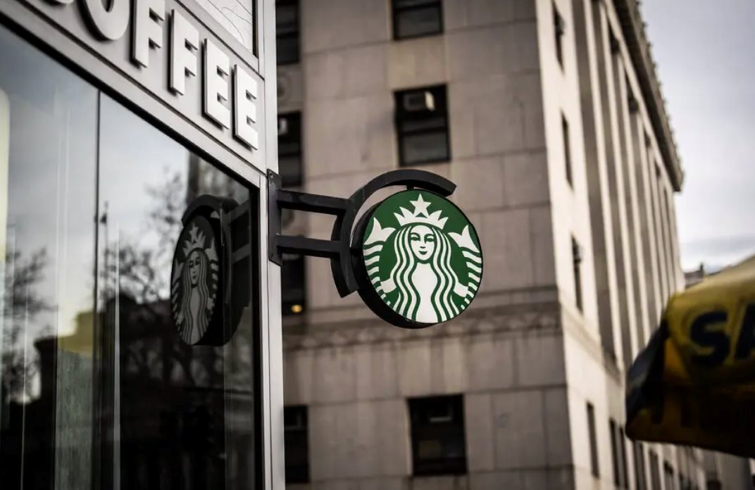 Starbucks áp dụng quy định mới: Không mua hàng sẽ không được ở lại hay sử dụng nhà vệ sinh!- Ảnh 1.