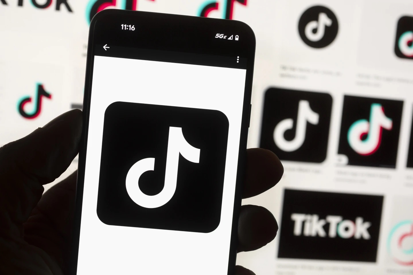 TikTok Mỹ có thể "bán mình" với giá 50 tỷ USD?- Ảnh 2.