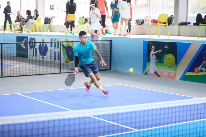 Cựu tuyển thủ ĐT Việt Nam chuyển sang chơi pickleball- Ảnh 2. Cựu tuyển thủ ĐT Việt Nam chuyển sang chơi pickleball- Ảnh 2.