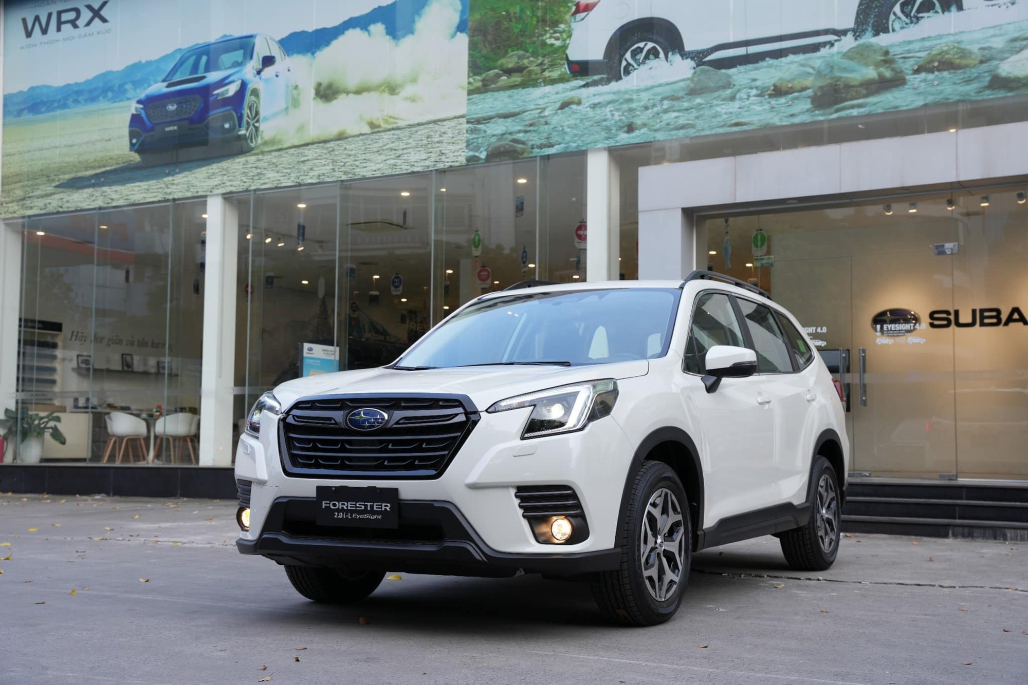 Subaru Forester 'dò đáy' giá mới đầu năm 2025: Thực tế còn từ 819 triệu đồng, thêm cạnh tranh CX-5, Tucson- Ảnh 2.