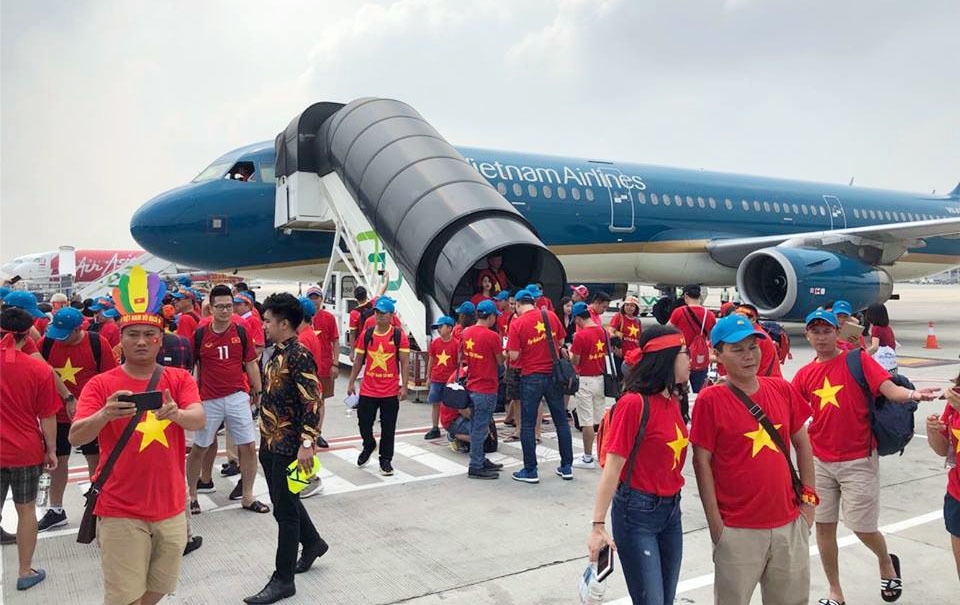 Đưa "siêu máy bay" vào khai thác, Vietnam Airlines tiếp lửa cho tuyển Việt Nam- Ảnh 2.