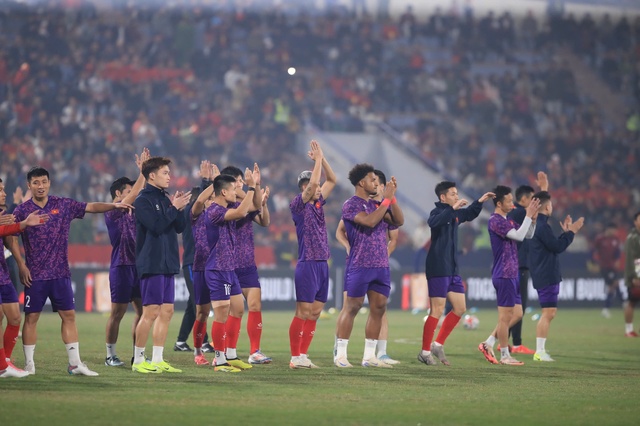 Việt Nam 2-0 Thái Lan: Nguyễn Xuân Son dứt điểm hiểm hóc nhân đôi cách biệt- Ảnh 2.