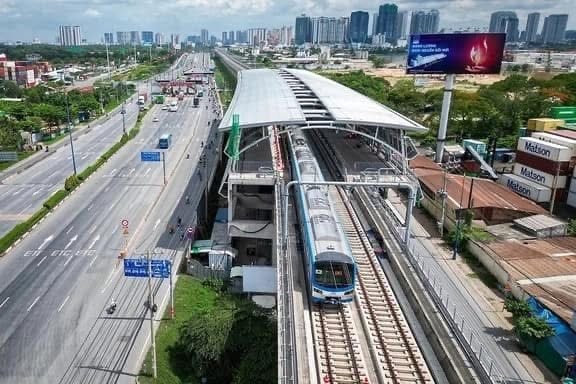 Metro số 1 "lăn bánh", cơ hội cho bất động sản từ khu vực ít ai ngờ tới- Ảnh 1.