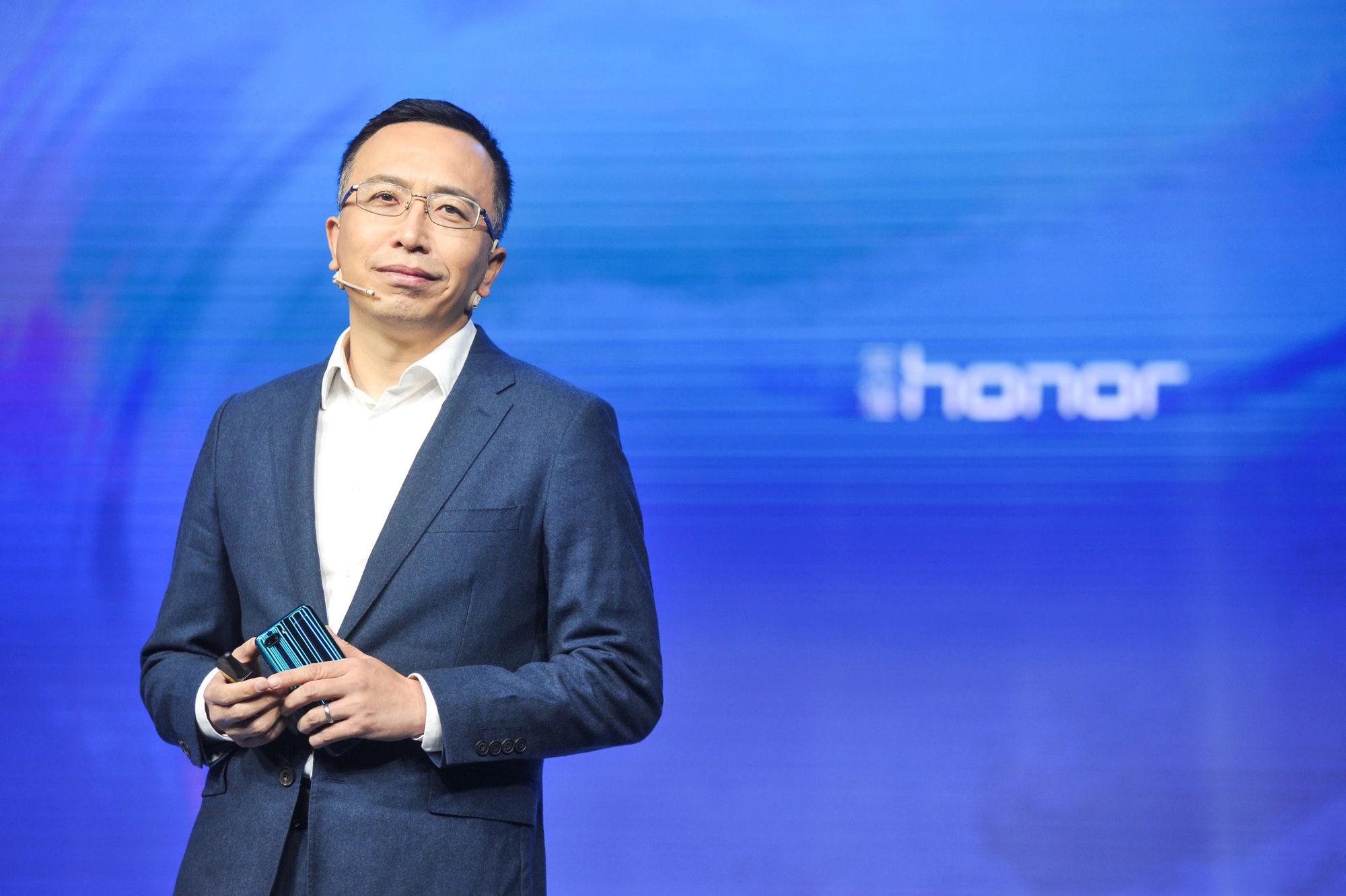 CEO hãng smartphone Trung Quốc đột ngột từ chức, người thay thế chính là sếp lớn kỳ cựu của Huawei- Ảnh 1.