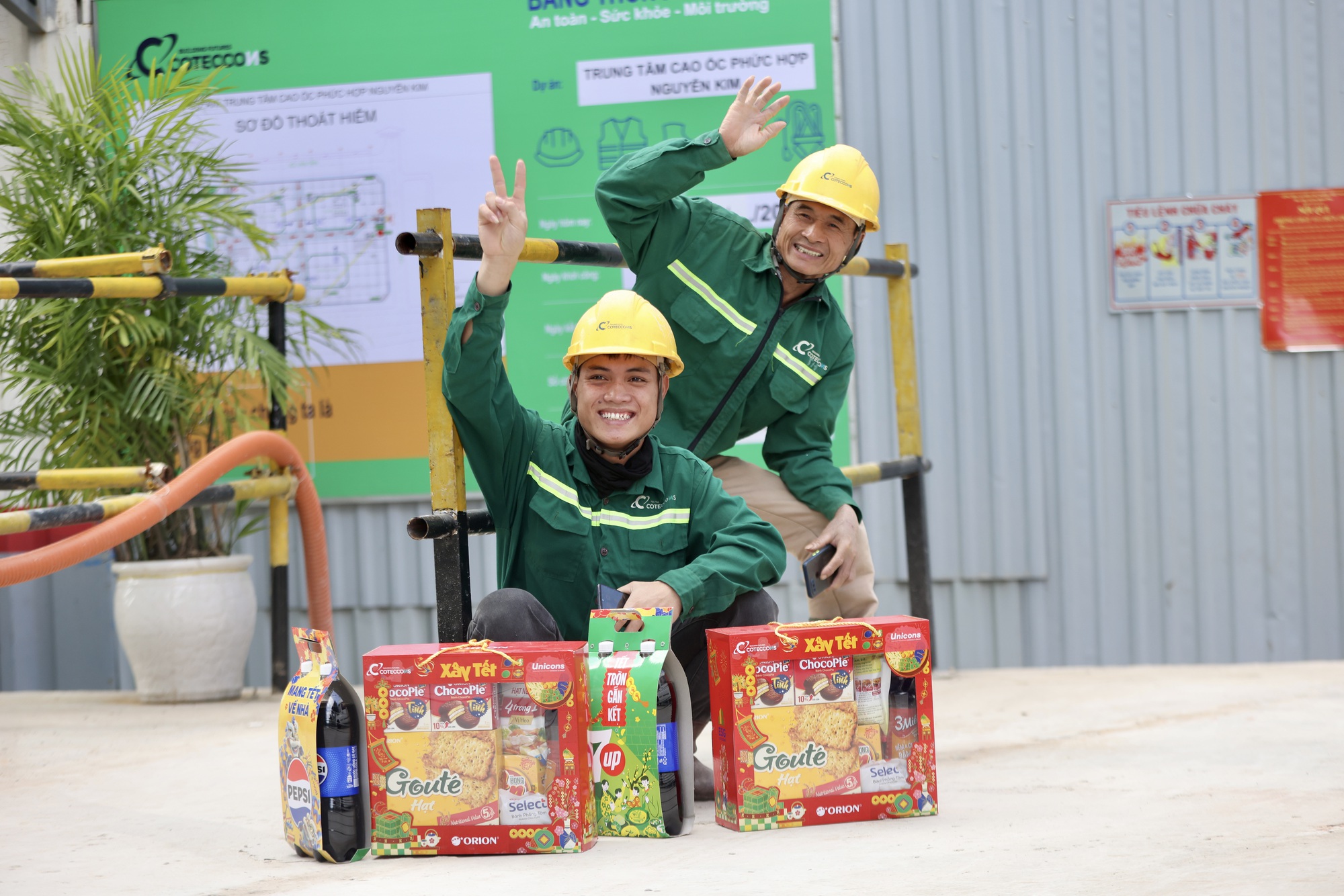 Phó TGĐ Coteccons: Trao học bổng cho con em thợ xây là giúp công nhân đánh thức những giấc mơ chính mình- Ảnh 2.