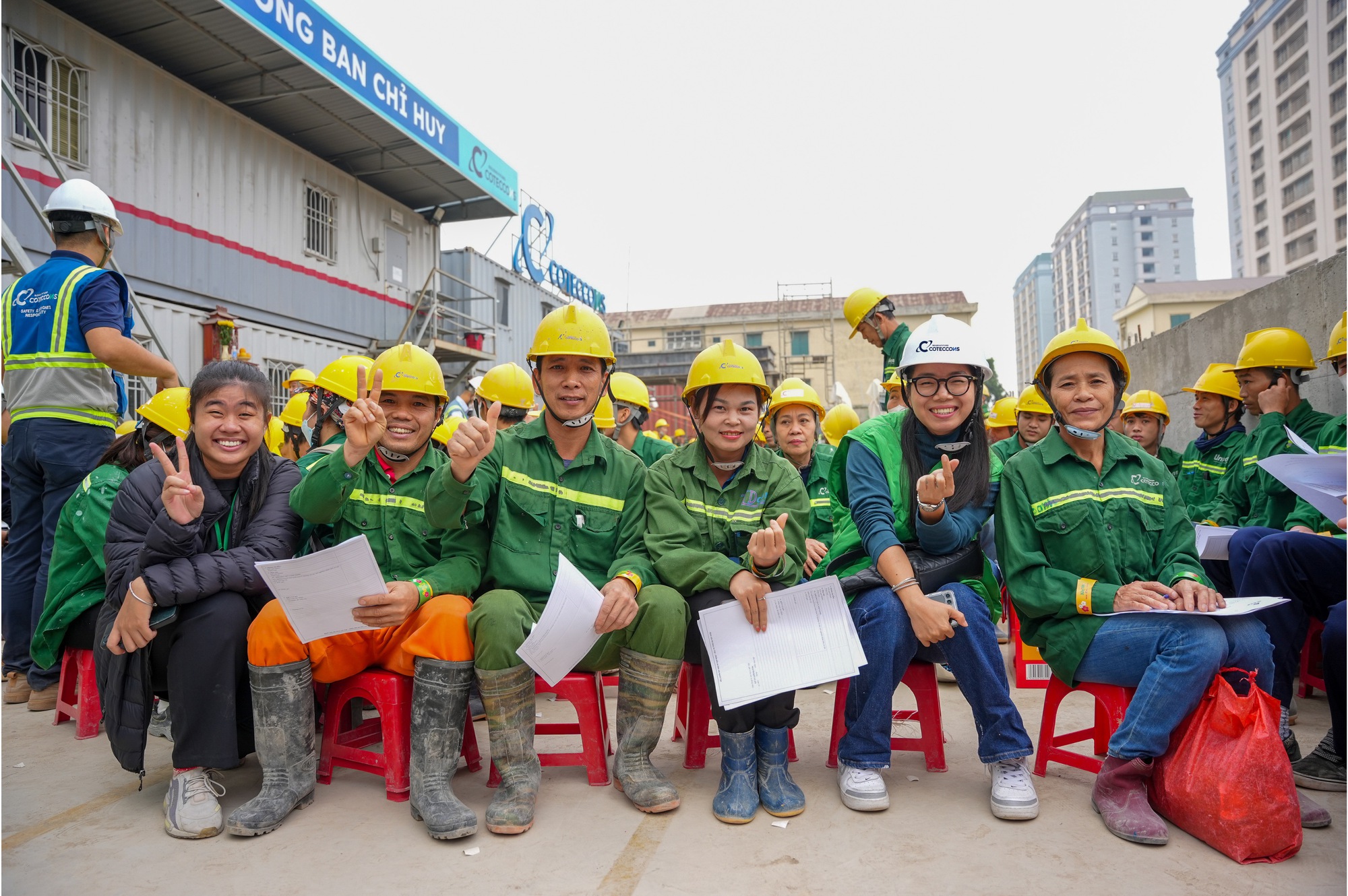 Phó TGĐ Coteccons: Trao học bổng cho con em thợ xây là giúp công nhân đánh thức những giấc mơ chính mình- Ảnh 14.