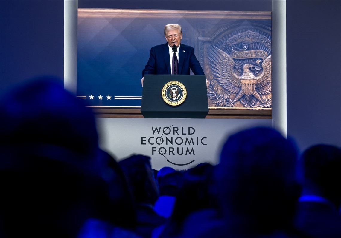 topshot-switzerland-davos-summit-us-trump-1737652475-1737684906364-1737684906842944315290.jpg