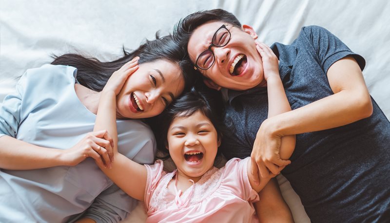 Nghiên cứu Harvard: Cha mẹ nhẹ nhàng, bình tĩnh giúp con vui vẻ, thành công ngay từ điểm xuất phát- Ảnh 2. Nghiên cứu Harvard: Cha mẹ nhẹ nhàng, bình tĩnh giúp con vui vẻ, thành công ngay từ điểm xuất phát- Ảnh 2.