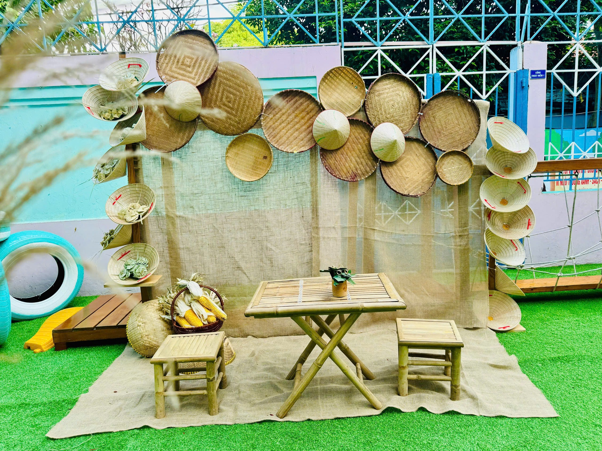 Một trường mầm non công lập có hoạt động tổng kết năm 