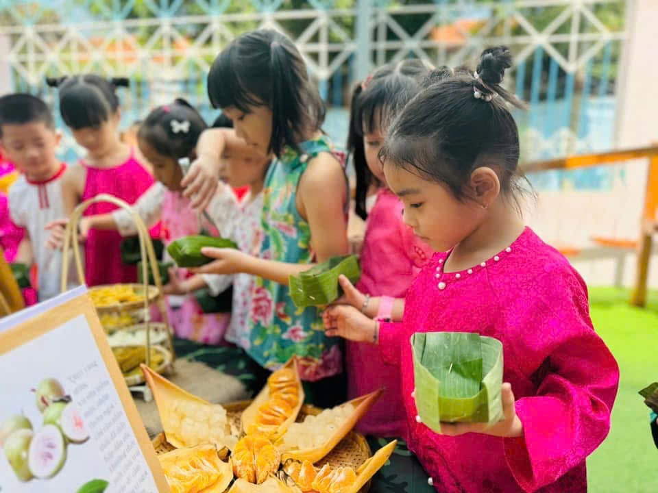 Một trường mầm non công lập có hoạt động tổng kết năm 