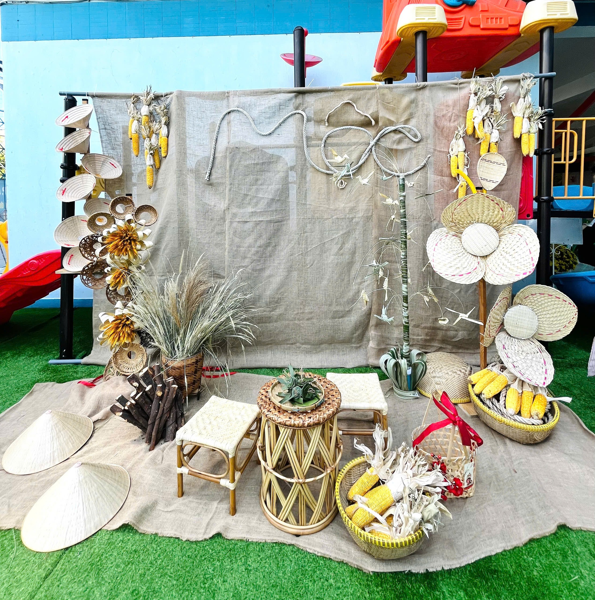 Một trường mầm non công lập có hoạt động tổng kết năm 