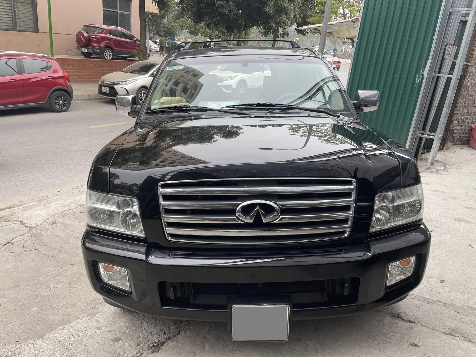 'Khủng long' Infiniti QX56 2004 rao bán 'rẻ như Morning': Lịch sử của xe là chi tiết đáng chú ý, 'hút' gần 20 lít/100km- Ảnh 6.