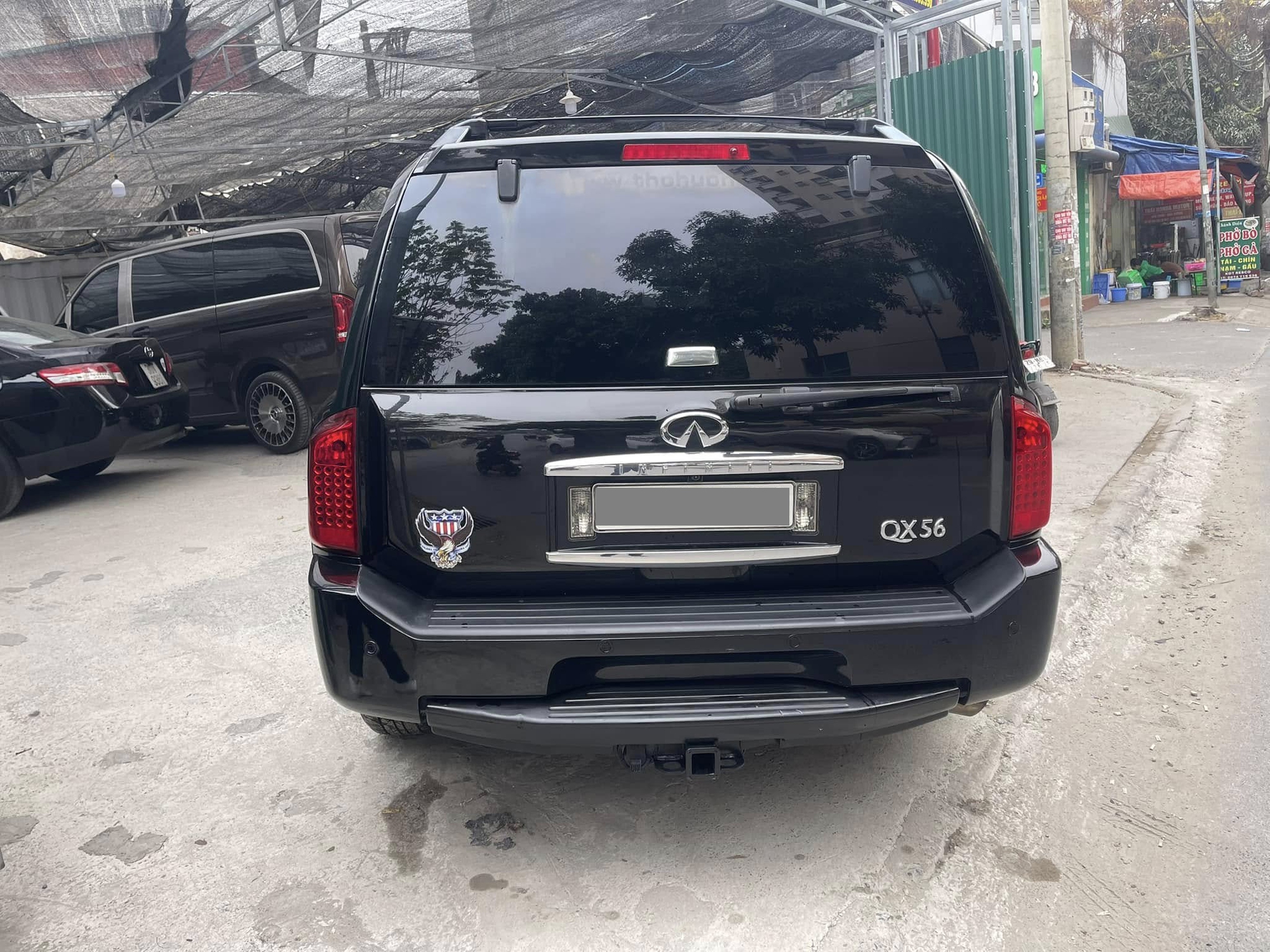 'Khủng long' Infiniti QX56 2004 rao bán 'rẻ như Morning': Lịch sử của xe là chi tiết đáng chú ý, 'hút' gần 20 lít/100km- Ảnh 7.