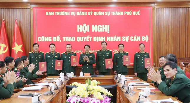 Công bố quyết định của Bộ Quốc phòng về công tác cán bộ- Ảnh 2. Công bố quyết định của Bộ Quốc phòng về công tác cán bộ- Ảnh 2.