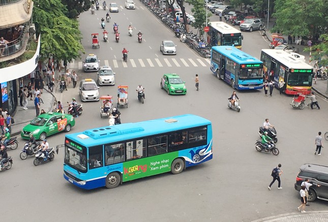 Hà Nội 'xóa' 39% điểm ùn tắc giao thông- Ảnh 1. Hà Nội 'xóa' 39% điểm ùn tắc giao thông- Ảnh 1.