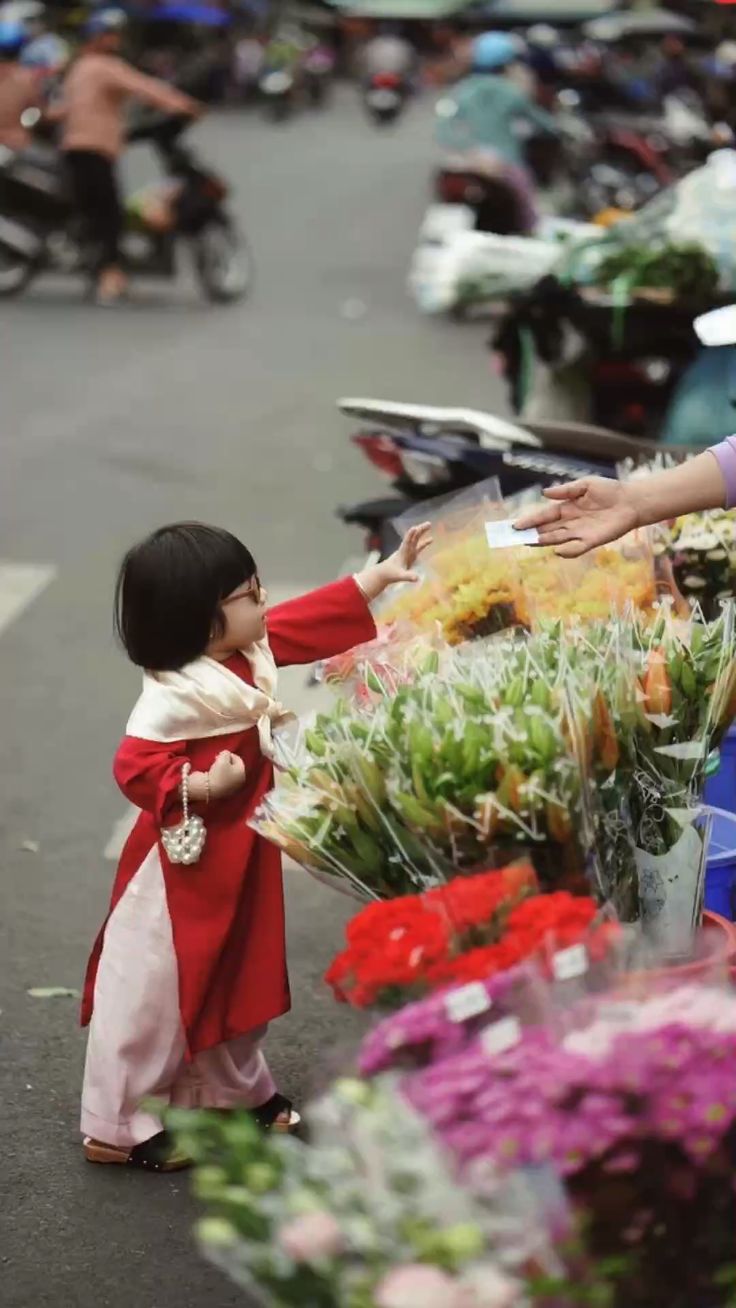 Con mà làm được 3 điều này trong ngày Tết, ba mẹ sẽ lập tức được khen 