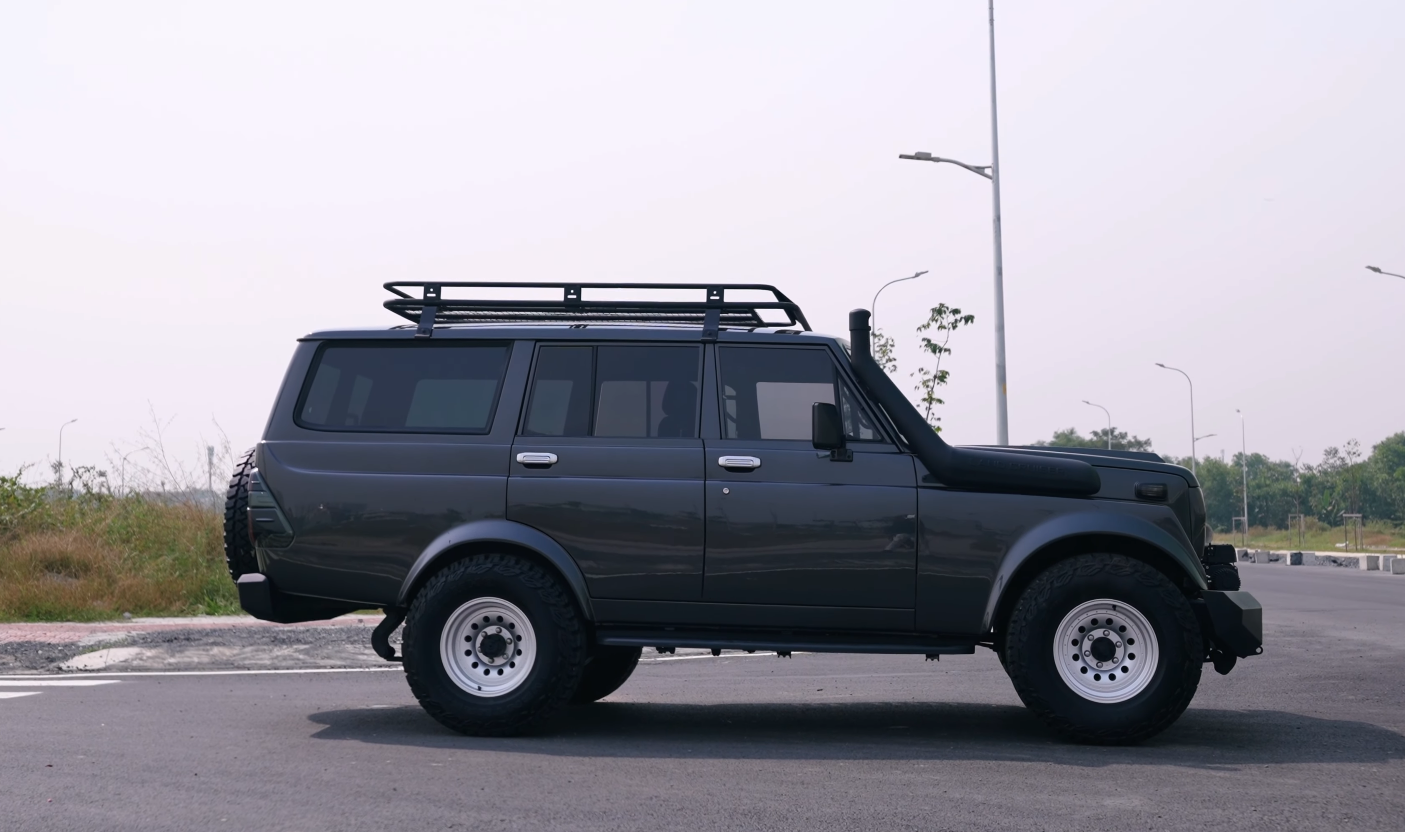 Thợ Việt phục chế Toyota Land Cruiser 1975 mất tới 2 năm: ‘Biến đống sắt vụn thành chiếc xe độc nhất’- Ảnh 13.