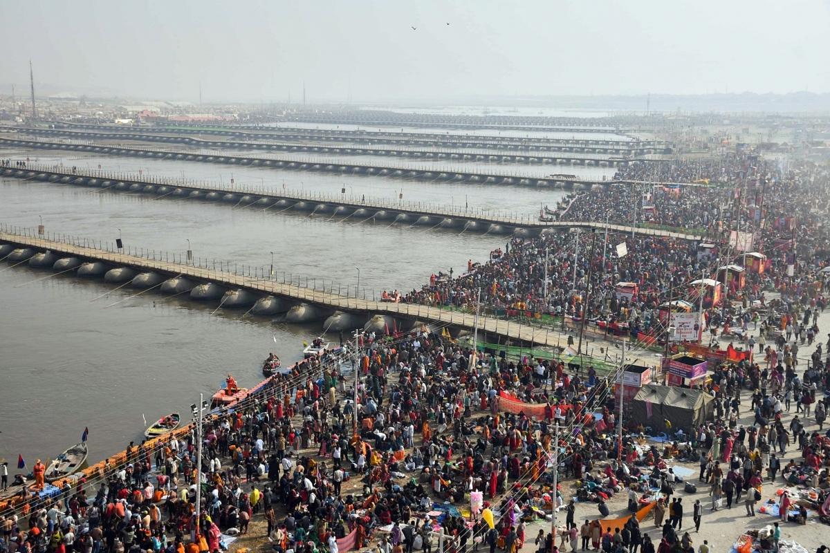 Hàng chục người thương vong vì giẫm đạp tại lễ hội Maha Kumbh Mela, Ấn Độ- Ảnh 1.