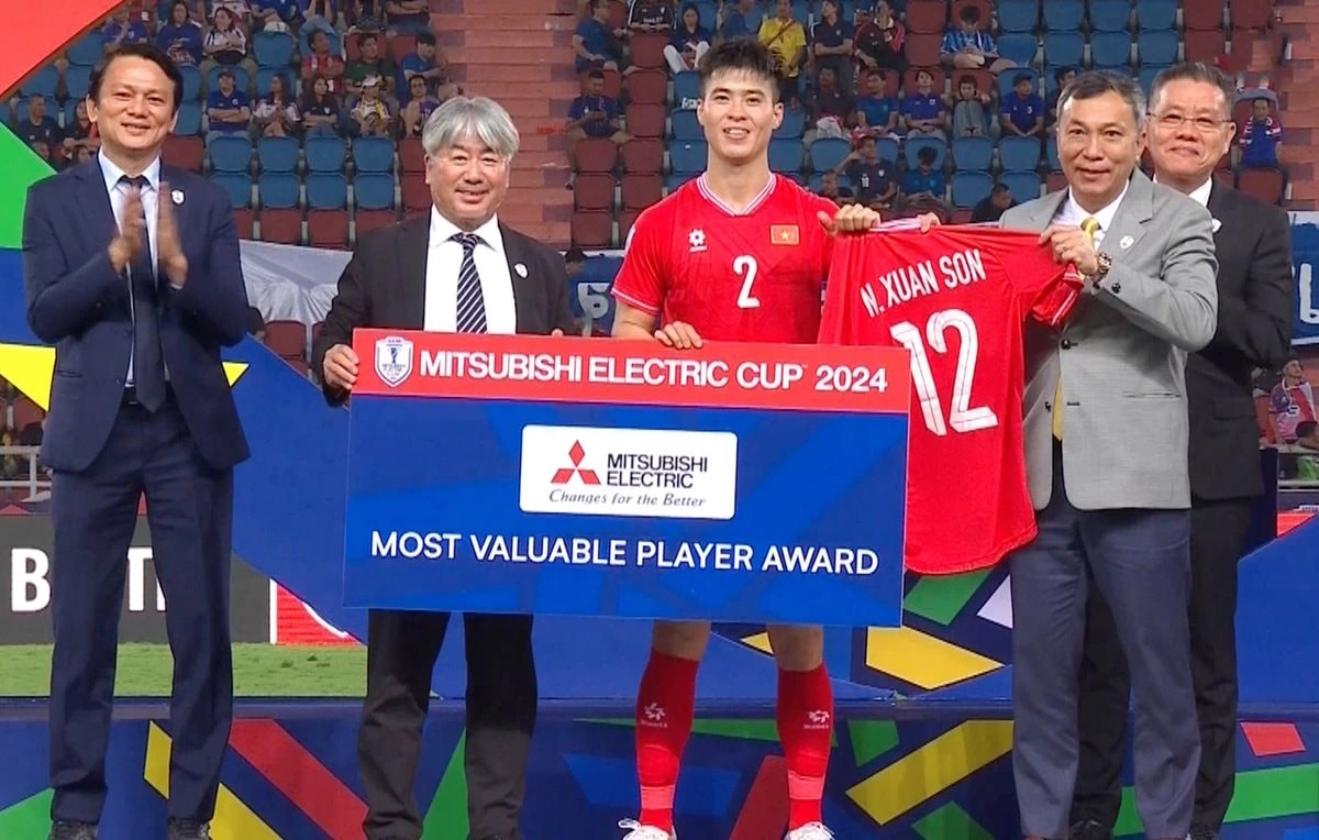 Vô địch AFF Cup, tuyển Việt Nam nhận mưa tiền thưởng từ ngân hàng, DN: Đại gia nào chi mạnh nhất?- Ảnh 1.