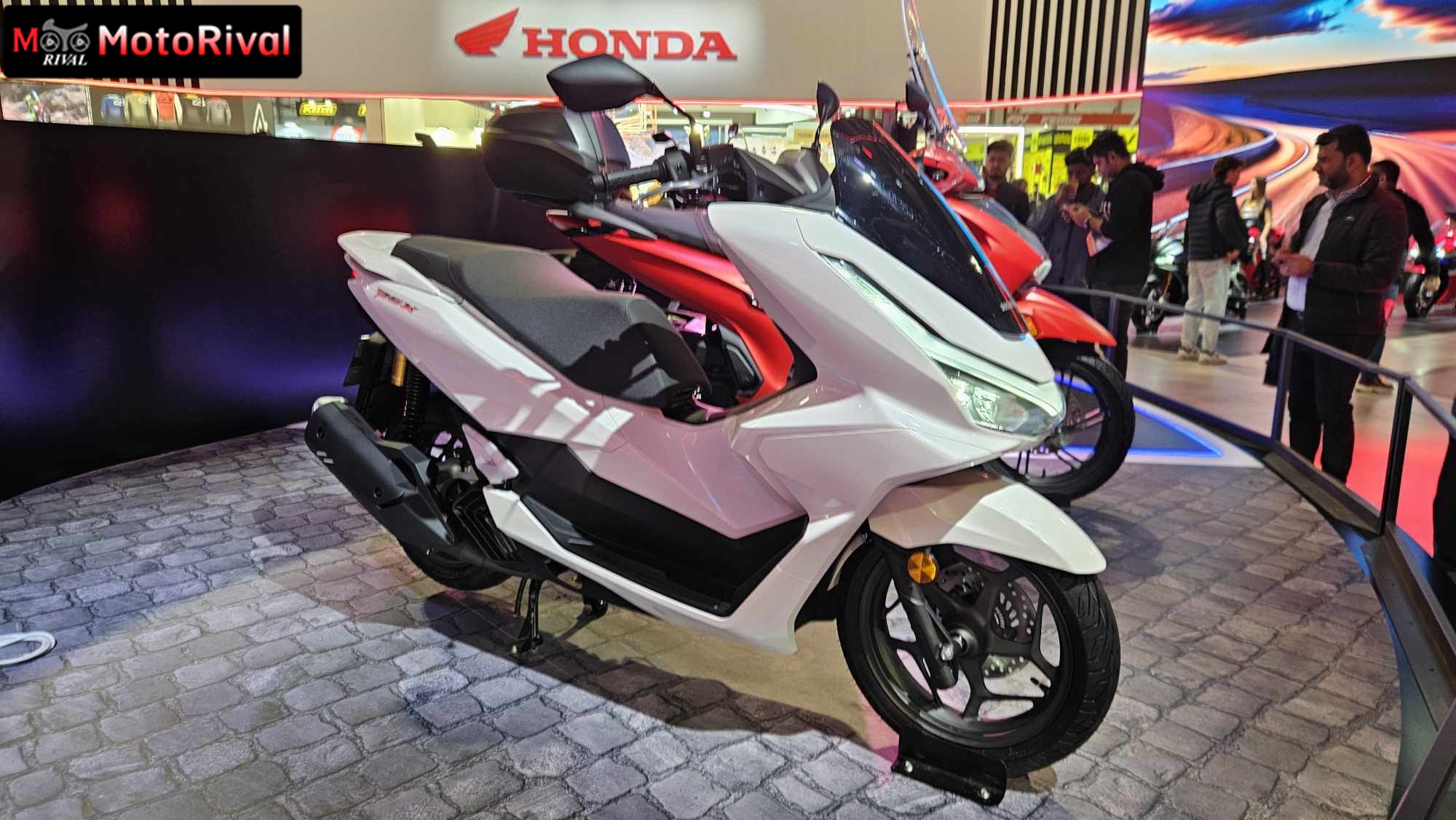 "Vua xe ga" của Honda xuất hiện tại Việt Nam, giá bán chính thức vẫn là ẩn số- Ảnh 2.