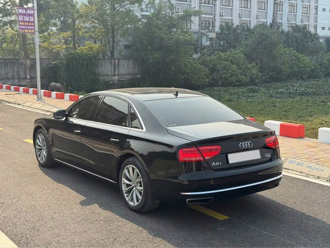 5 xe cũ biểu tượng của đại gia tầm giá Camry mua chơi Tết: Có chiếc siêu sang cỡ Rolls-Royce, ngồi cực êm- Ảnh 3.