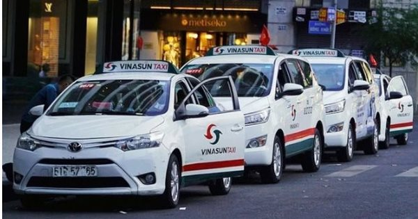 Ông lớn taxi truyền thống chơi lớn: Thay toàn bộ màn hình hiển thị cước phí, thêm công nghệ "chốt giá" độc lạ- Ảnh 1.