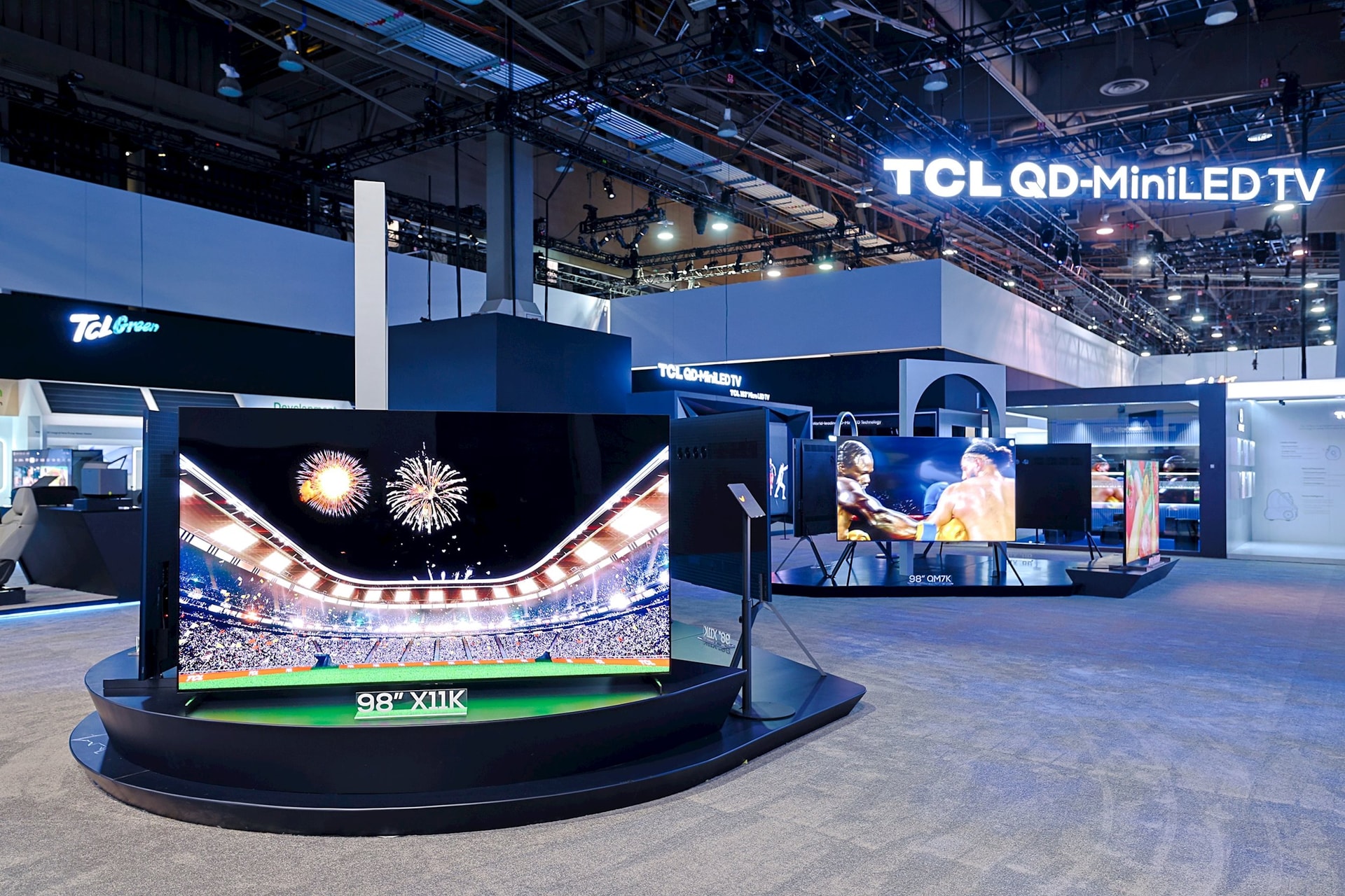 TCL ra mắt TV mini LED và loạt công nghệ mới tại CES 2025