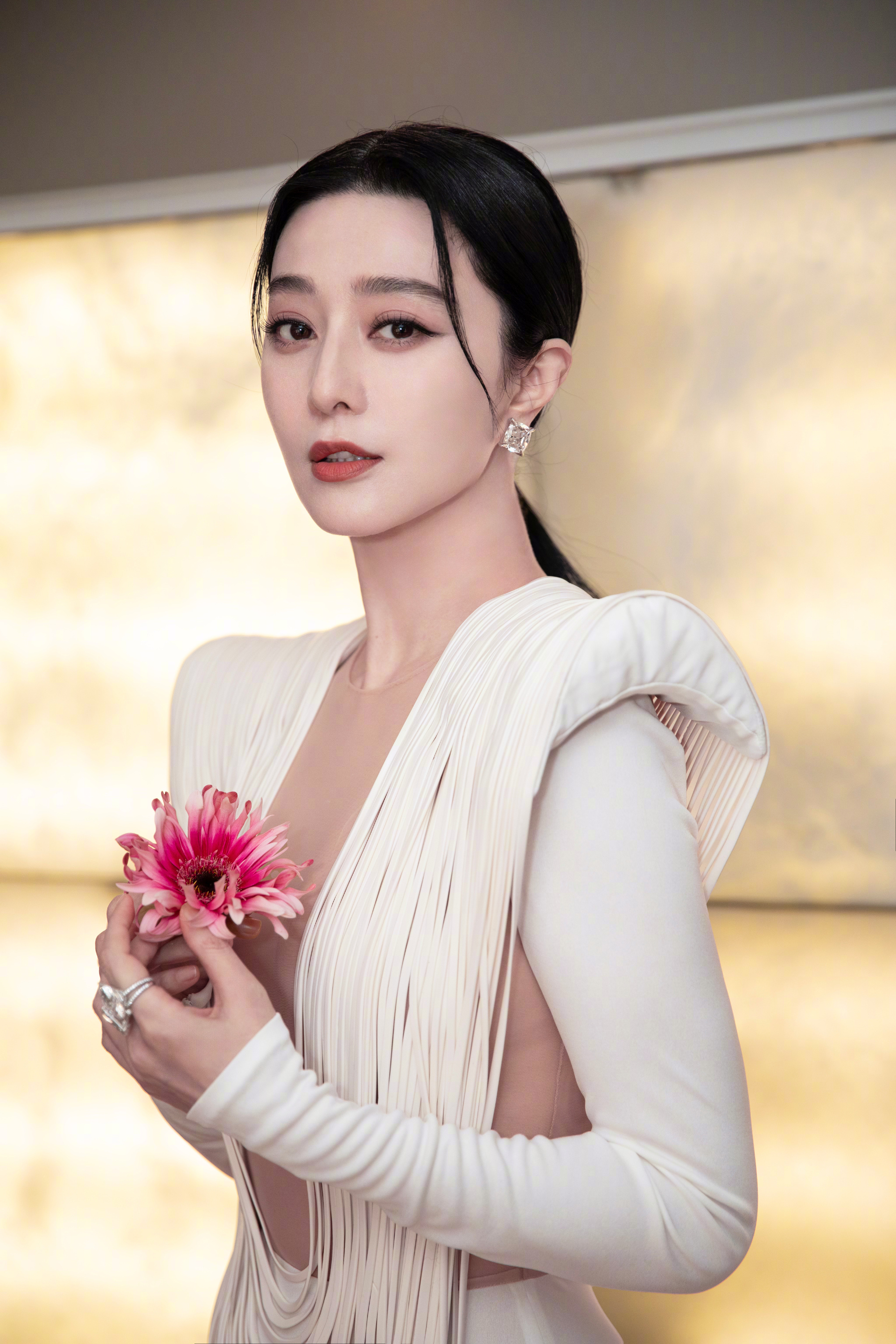 Đố ai nhận ra Phạm Băng Băng- Ảnh 5.