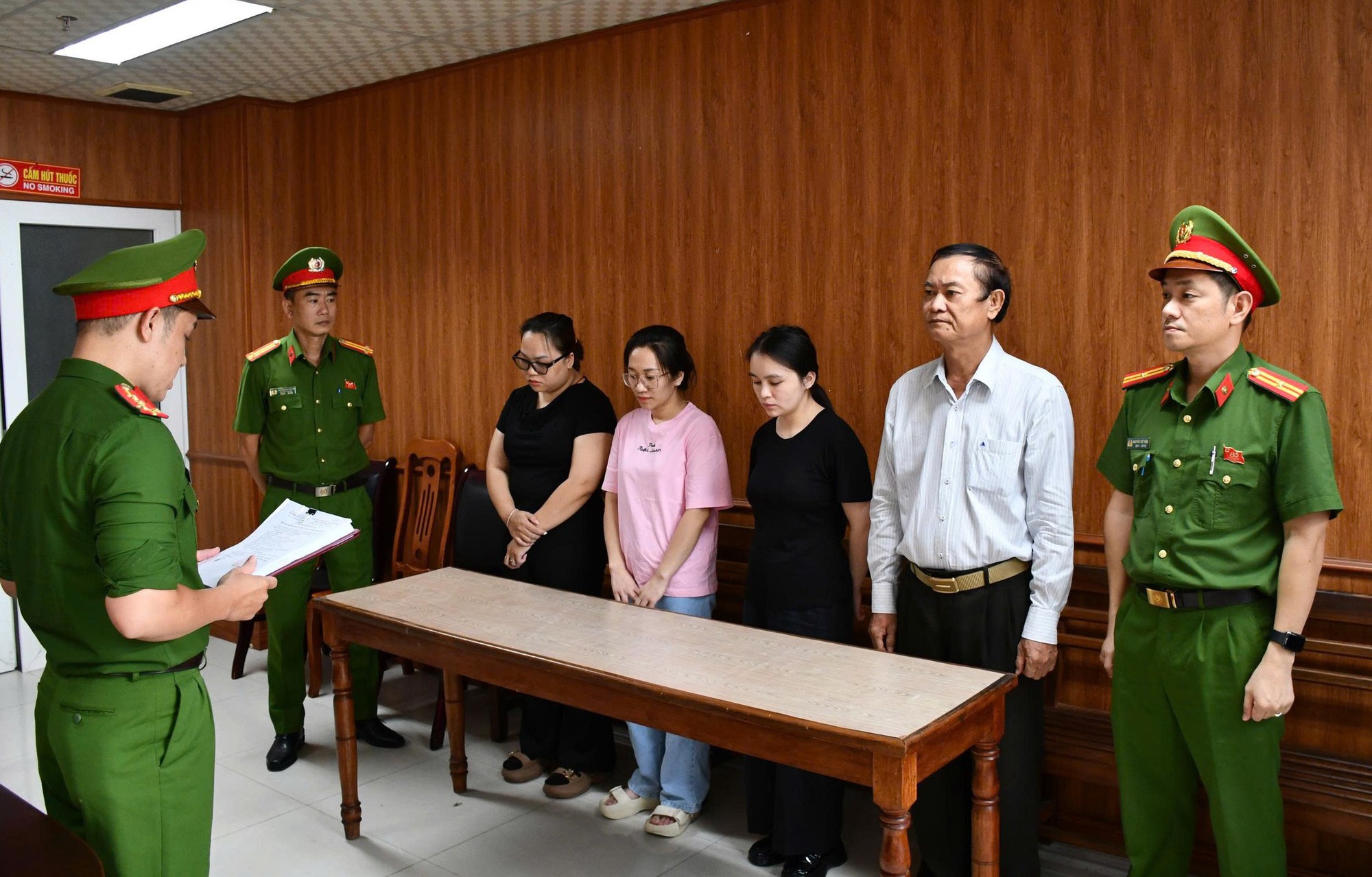 Khởi tố Giám đốc Nông Thị Thu và 3 nhân viên- Ảnh 1.