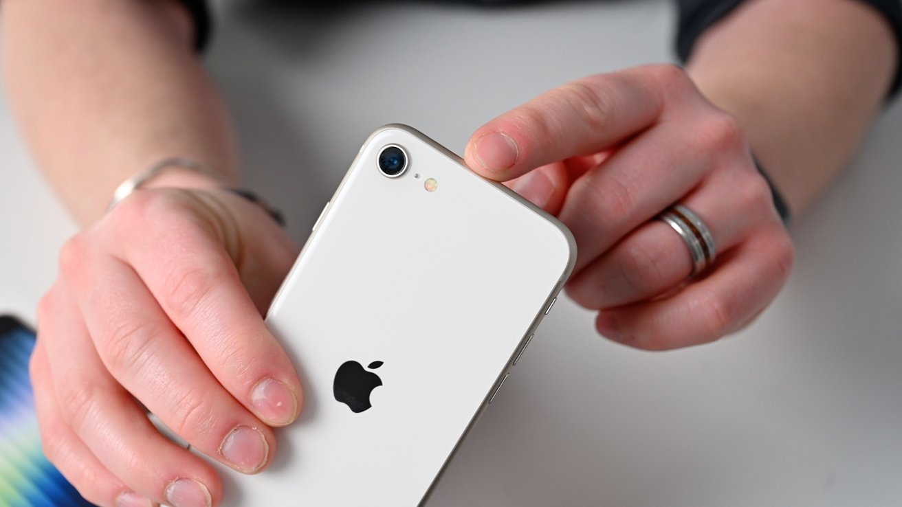 Chiếc iPhone Chiếc iPhone