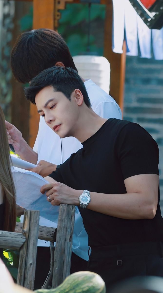 Gia thế tổng tài hàng thật giá thật của "ông xã" Triệu Lộ Tư- Ảnh 5.