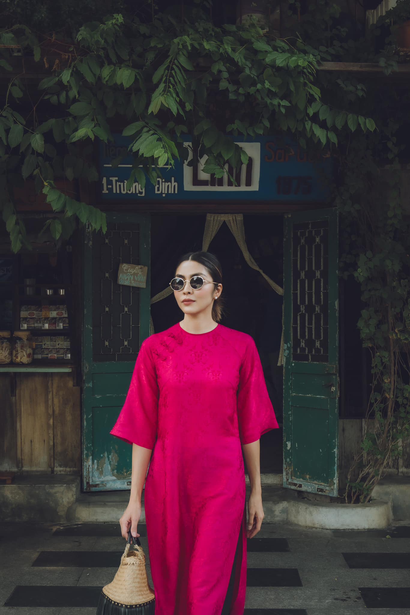 Dâu hào môn Tăng Thanh Hà khoe chân dài nuột nà, khí chất sang chảnh trên sân pickleball, U40 vẫn là 