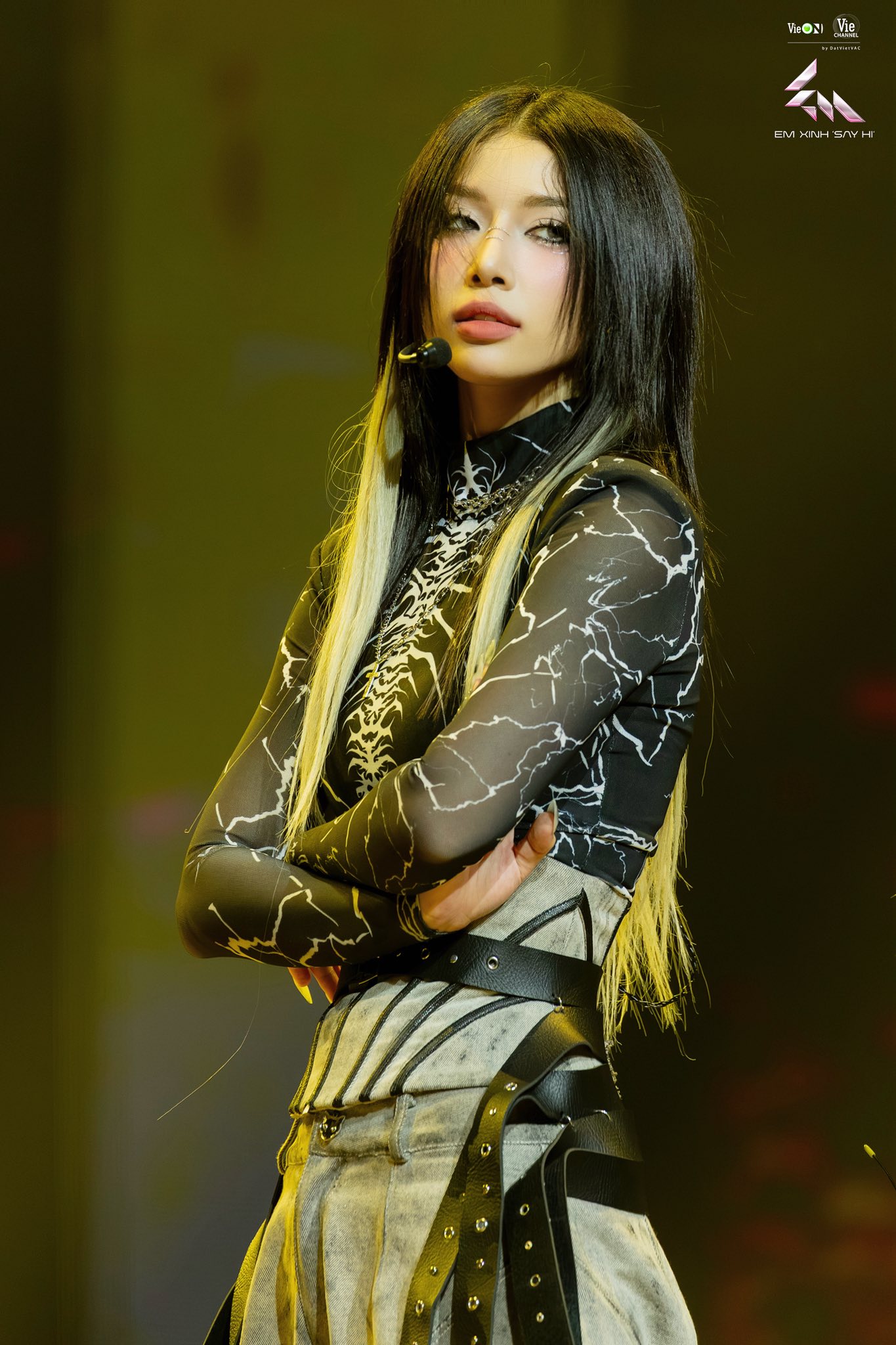 HIEUTHUHAI tụt dốc!- Ảnh 2. HIEUTHUHAI tụt dốc!- Ảnh 2.