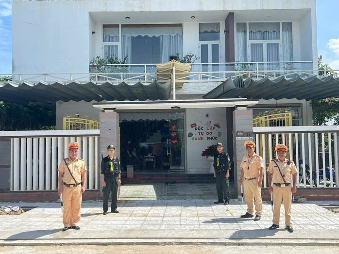 Thép Hòa Phát Dung Quất tố giác vụ "rút ruột" hàng ngàn khối đá của Nhà nước, Giám đốc một công ty bị bắt- Ảnh 1.