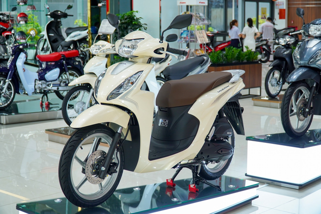 Xe máy Honda khuyến mại lớn: …