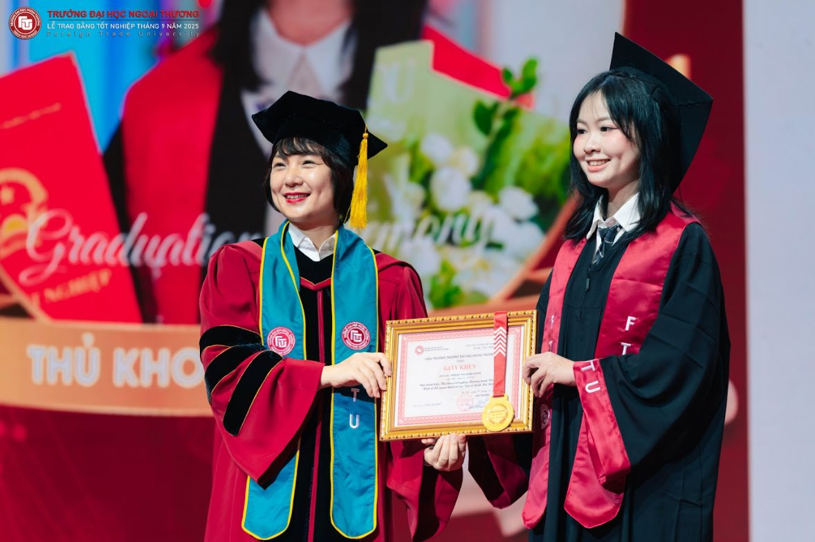 Nữ sinh 2003 tốt nghiệp ĐH Harvard Việt Nam với số điểm tuyệt đối: Không chỉ là mọt sách mà phải “học chủ động”- Ảnh 1. Nữ sinh 2003 tốt nghiệp ĐH Harvard Việt Nam với số điểm tuyệt đối: Không chỉ là mọt sách mà phải “học chủ động”- Ảnh 1.