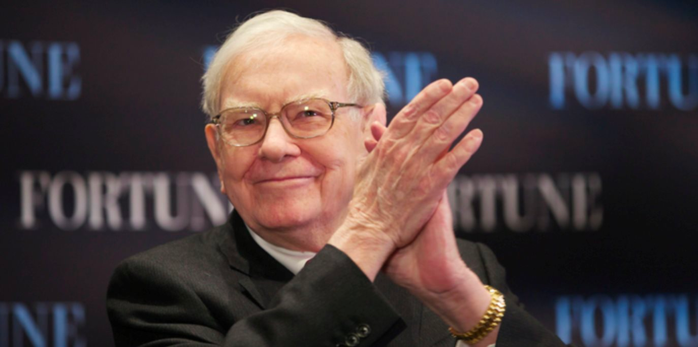 Warren Buffett thực hiện bước đi chưa từng có trong nhiều năm, được thị trường mong đợi: Giải ngân khối tiền mặt 344 tỷ USD, sắp thâu tóm một doanh nghiệp- Ảnh 1.