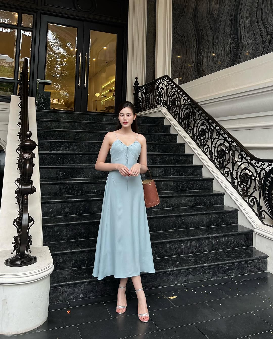 Hoa hậu Đỗ Hà: Khởi đầu từ Gucci, lên đời bằng Hermès- Ảnh 5.