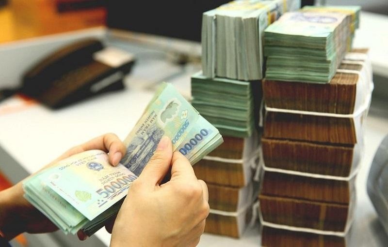 Dư địa chính sách tiền tệ ngày càng eo hẹp, cần thị trường vốn "chia lửa"- Ảnh 1. Dư địa chính sách tiền tệ ngày càng eo hẹp, cần thị trường vốn "chia lửa"- Ảnh 1.
