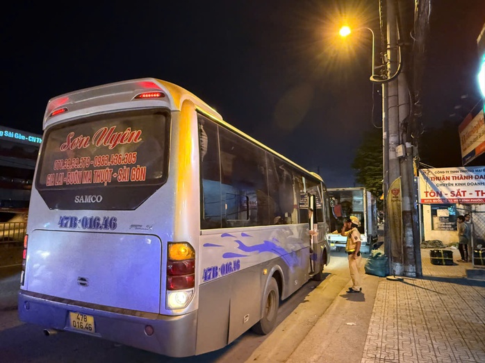 85 xe khách "lọt" vào ống kính của CSGT và nhận giấy phạt nguội tại nhà- Ảnh 1. 85 xe khách "lọt" vào ống kính của CSGT và nhận giấy phạt nguội tại nhà- Ảnh 1.