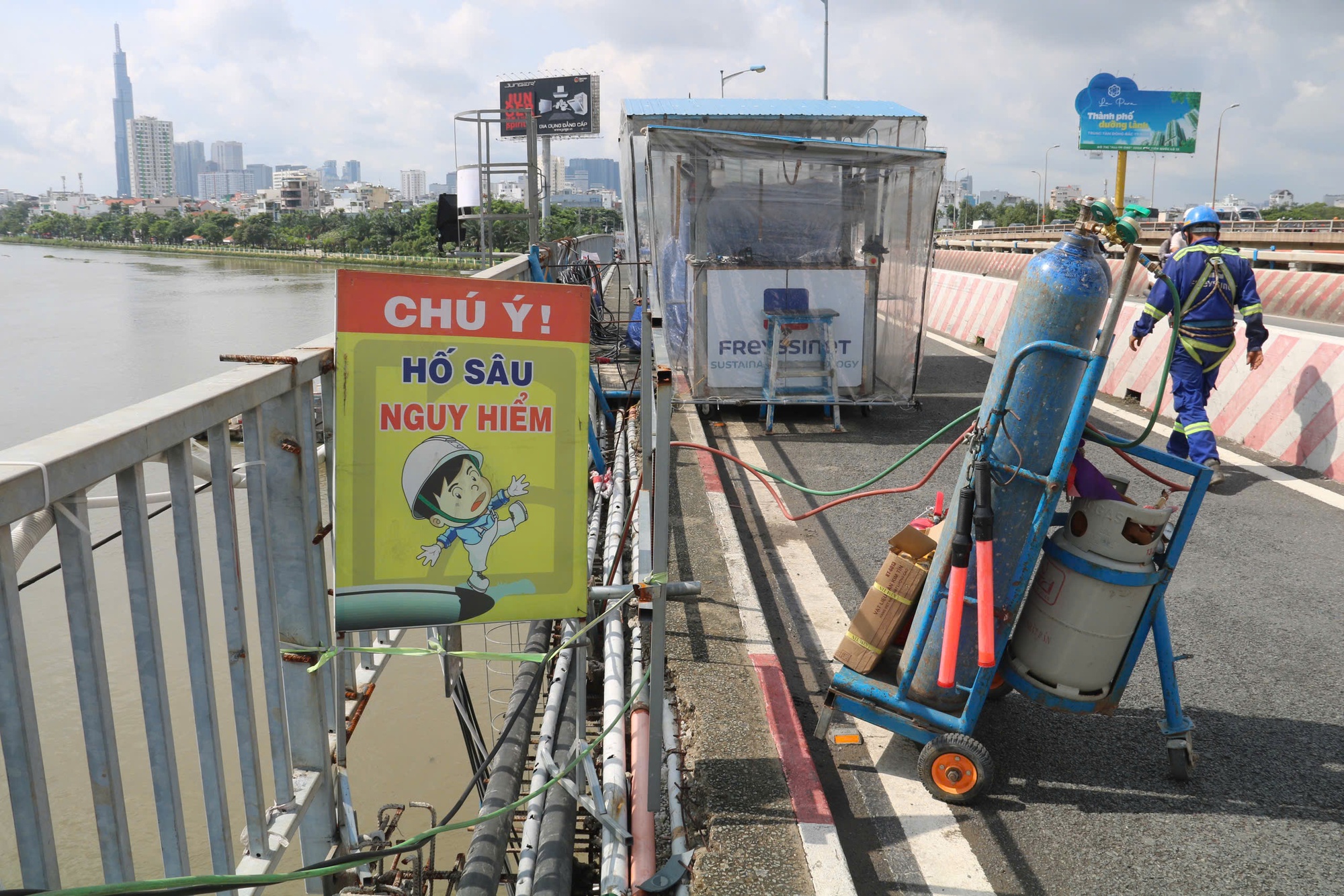 Cận cảnh cầu Bình Triệu 1 cao thêm 1,08 m- Ảnh 4.