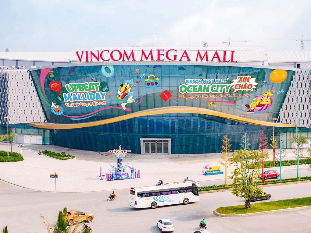 Mảng BĐS sẽ là “đầu kéo” lợi nhuận Vincom Retail trong năm 2026 nhờ 2 dự án shophouse lớn này- Ảnh 2. Mảng BĐS sẽ là “đầu kéo” lợi nhuận Vincom Retail trong năm 2026 nhờ 2 dự án shophouse lớn này- Ảnh 2.
