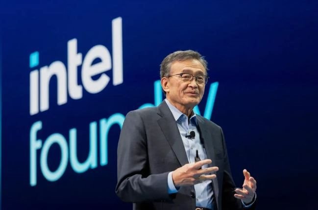 Cú đặt cược 20 tỷ USD của Intel: Xây nhà máy gần 300 hecta giữa sa mạc, sẽ sản xuất siêu chip mỏng hơn tờ giấy- Ảnh 1. Cú đặt cược 20 tỷ USD của Intel: Xây nhà máy gần 300 hecta giữa sa mạc, sẽ sản xuất siêu chip mỏng hơn tờ giấy- Ảnh 1.