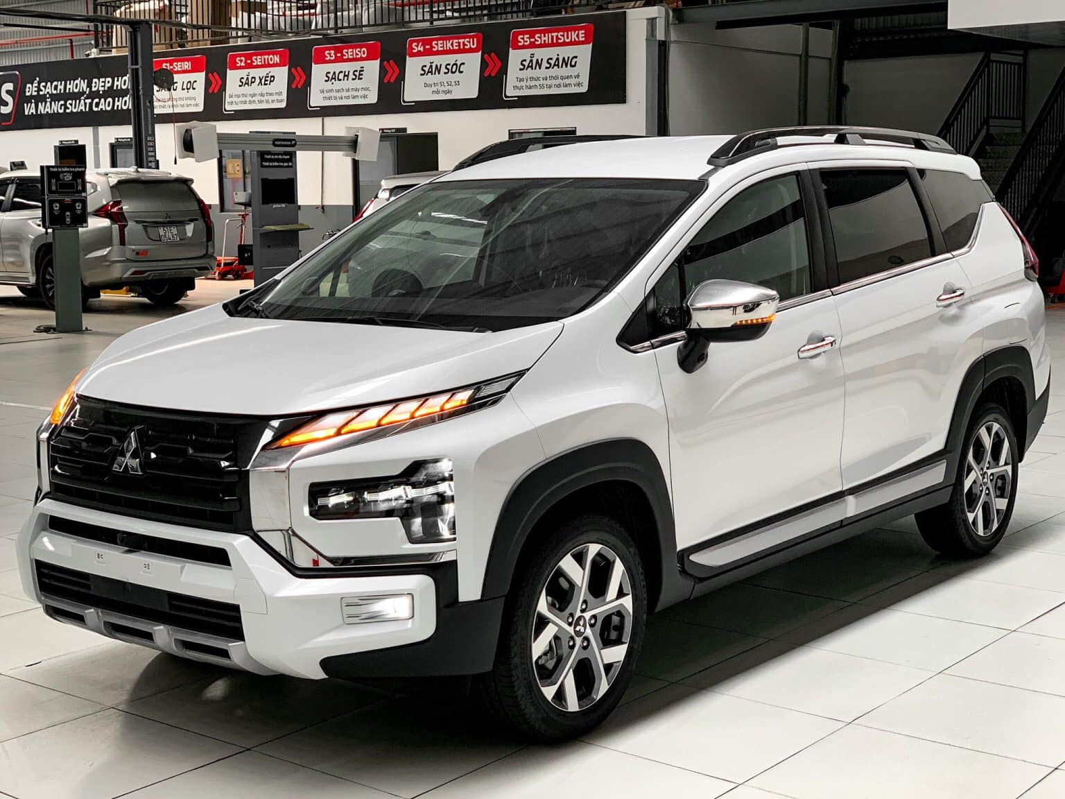 Loạt MPV 7 chỗ giảm giá sâu trong tháng 10: Cao nhất đến 70 triệu đồng, giá thực tế có mẫu tiệm cận hatchback hạng A- Ảnh 4. Loạt MPV 7 chỗ giảm giá sâu trong tháng 10: Cao nhất đến 70 triệu đồng, giá thực tế có mẫu tiệm cận hatchback hạng A- Ảnh 4.
