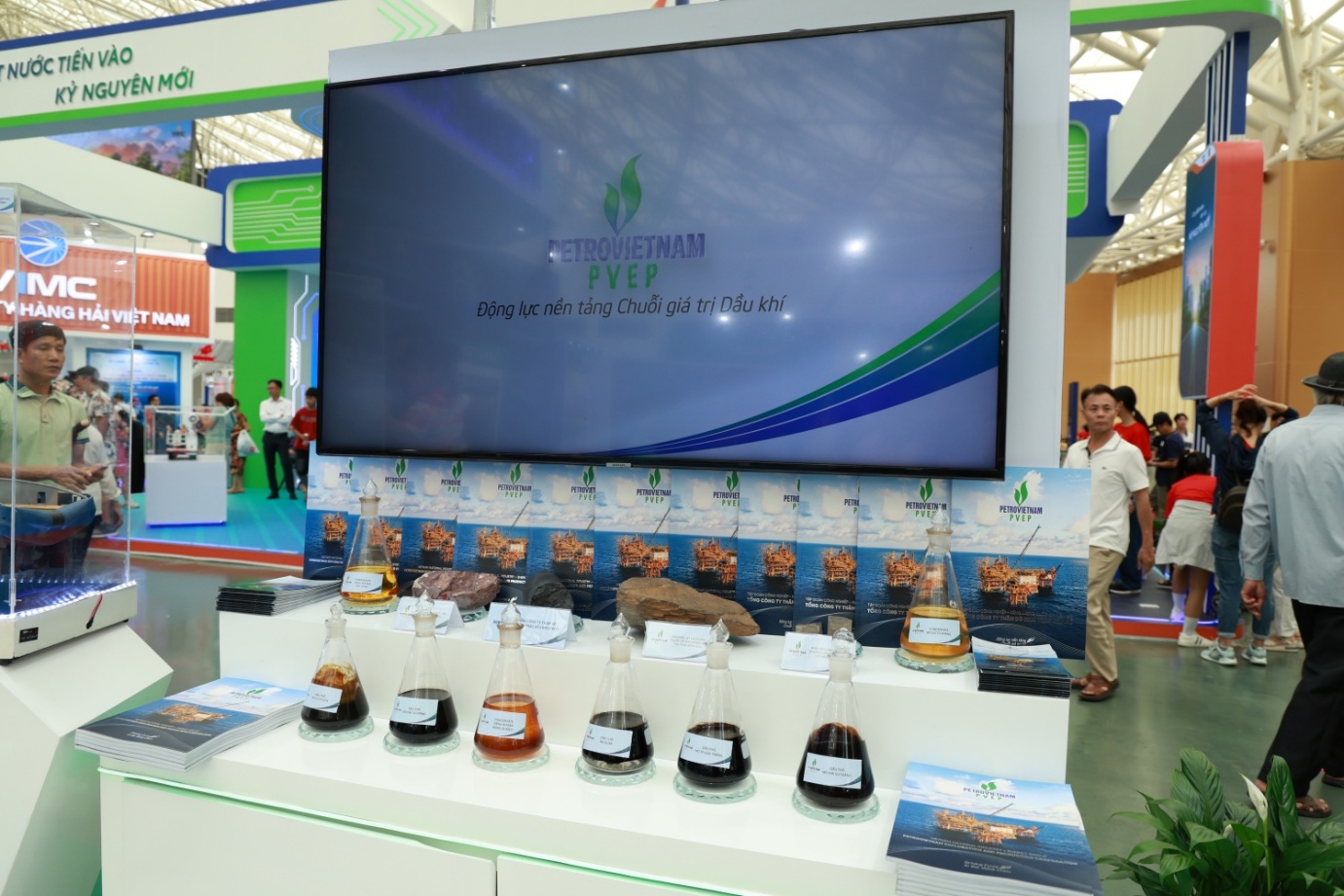 PVEP tham gia tích cực tại Triển lãm thành tựu 80 năm phát triển đất nước- Ảnh 6. PVEP tham gia tích cực tại Triển lãm thành tựu 80 năm phát triển đất nước- Ảnh 6.
